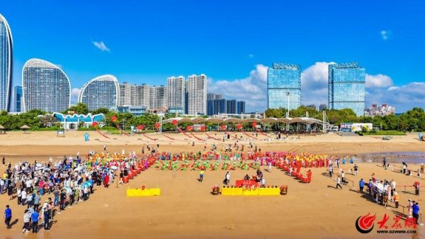 牛8速配 祭海祈福承古韵 耕海牧渔启丰年——2025灵山湾拉网节开幕